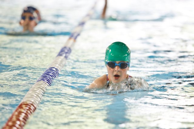 Free swimming lessons available for disabled children