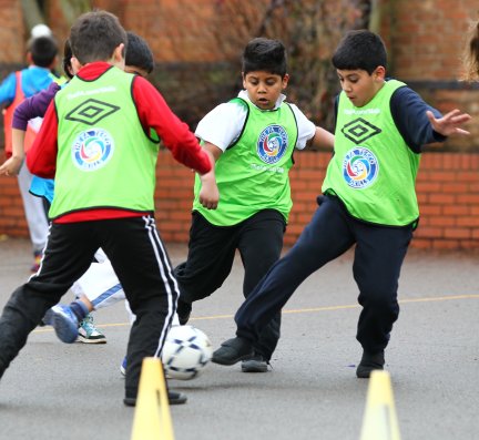 WHO reviews effect of physical activity on enhancing academic achievement at school