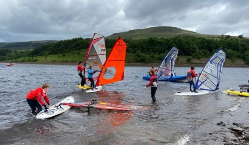 Midlands junior sailors and windsurfers invited to apply for Regional Training Groups